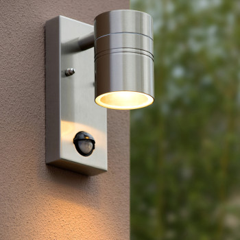 Lucide ARNE-LED - přisazené bodové svítidlo venkovní - Ø 6,3 cm - LED - GU10 - 1x5W 2700K - IP44 - Chrom 14866/05/12, LUCIDE, TRENDY svítidla